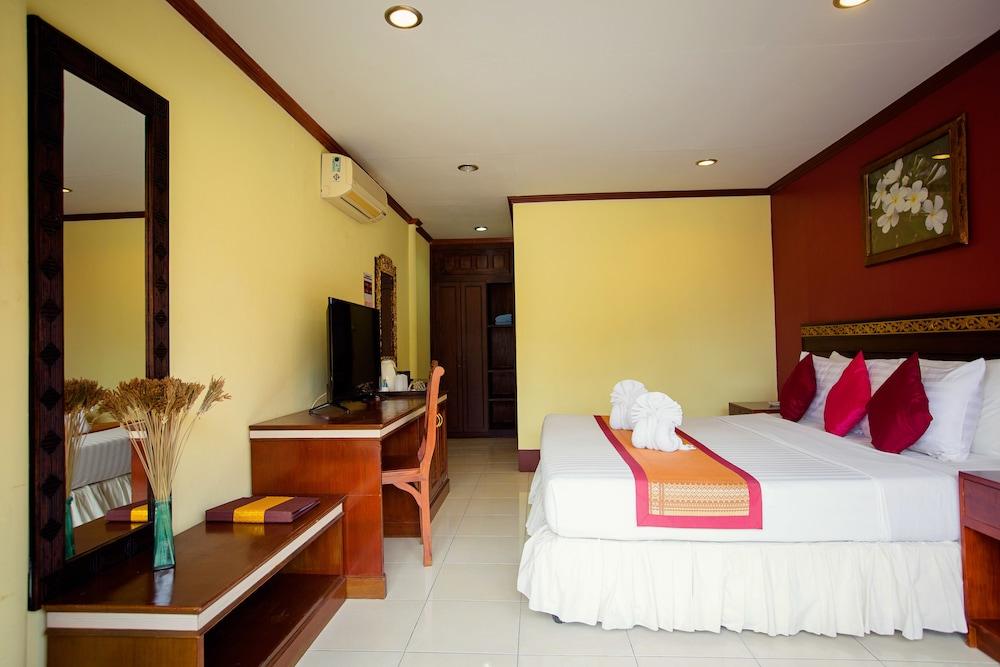Buri Beach Resort 코팡안 외부 사진