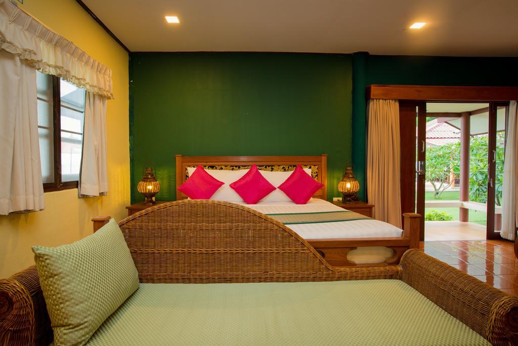 Buri Beach Resort 코팡안 외부 사진