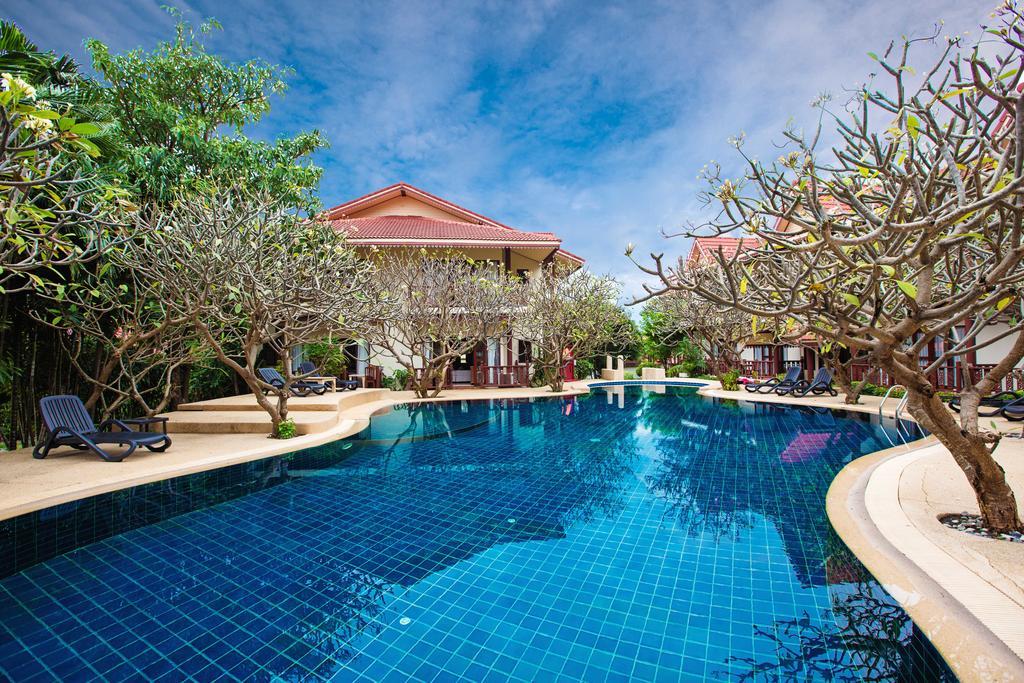 Buri Beach Resort 코팡안 외부 사진