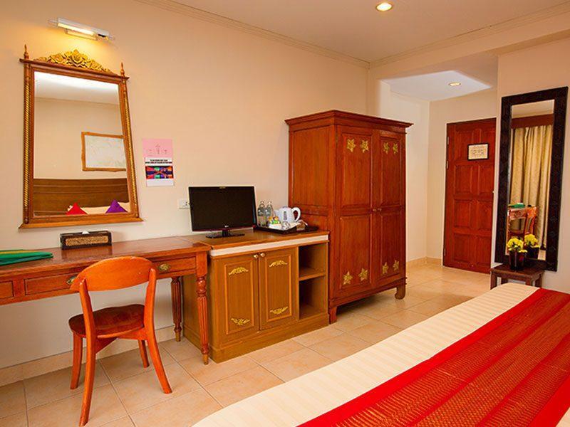 Buri Beach Resort 코팡안 외부 사진